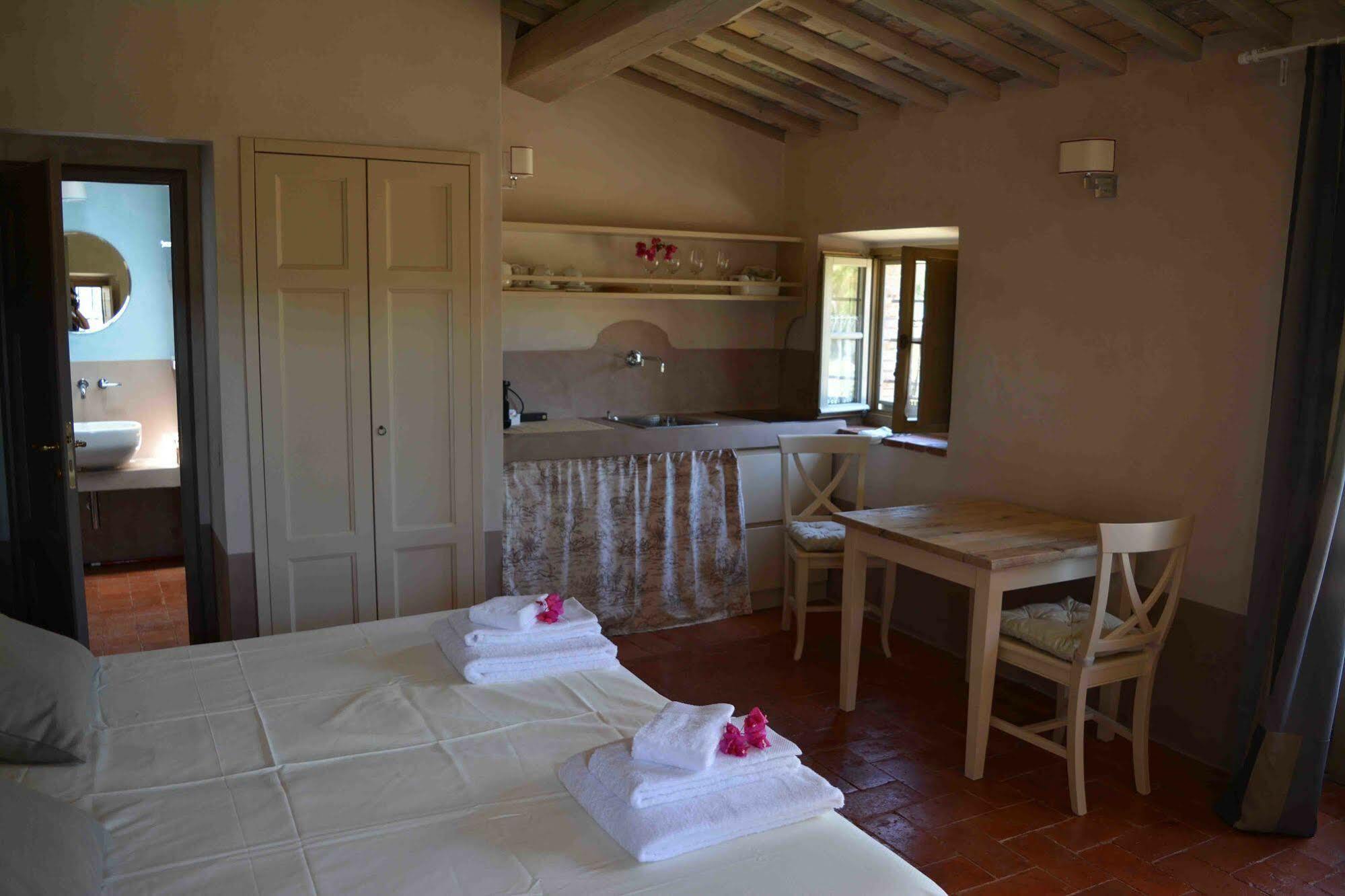 Borgo Le Moraiole Villa Massa Marittima Exterior photo